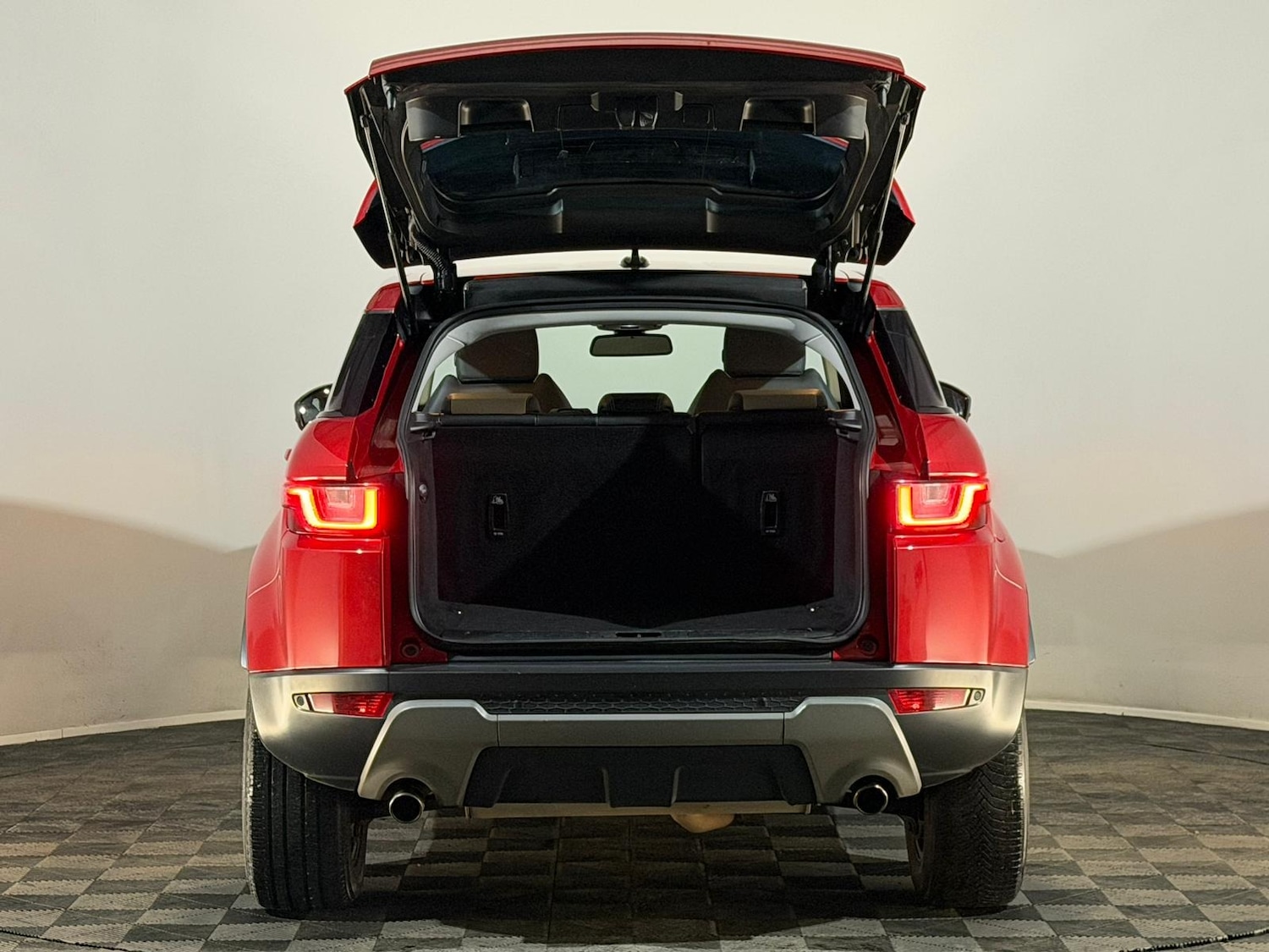 Used Land Rover Range Rover Evoque 2015 for sale - 77159084: Photo 6