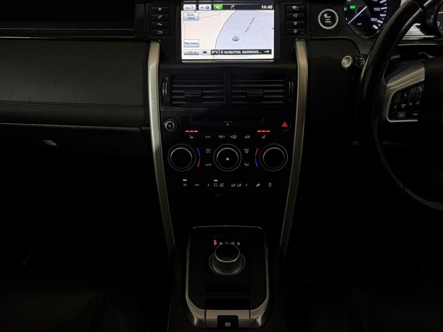 Used Land Rover Discovery Sport 2015 for sale - 77501248: Photo 12