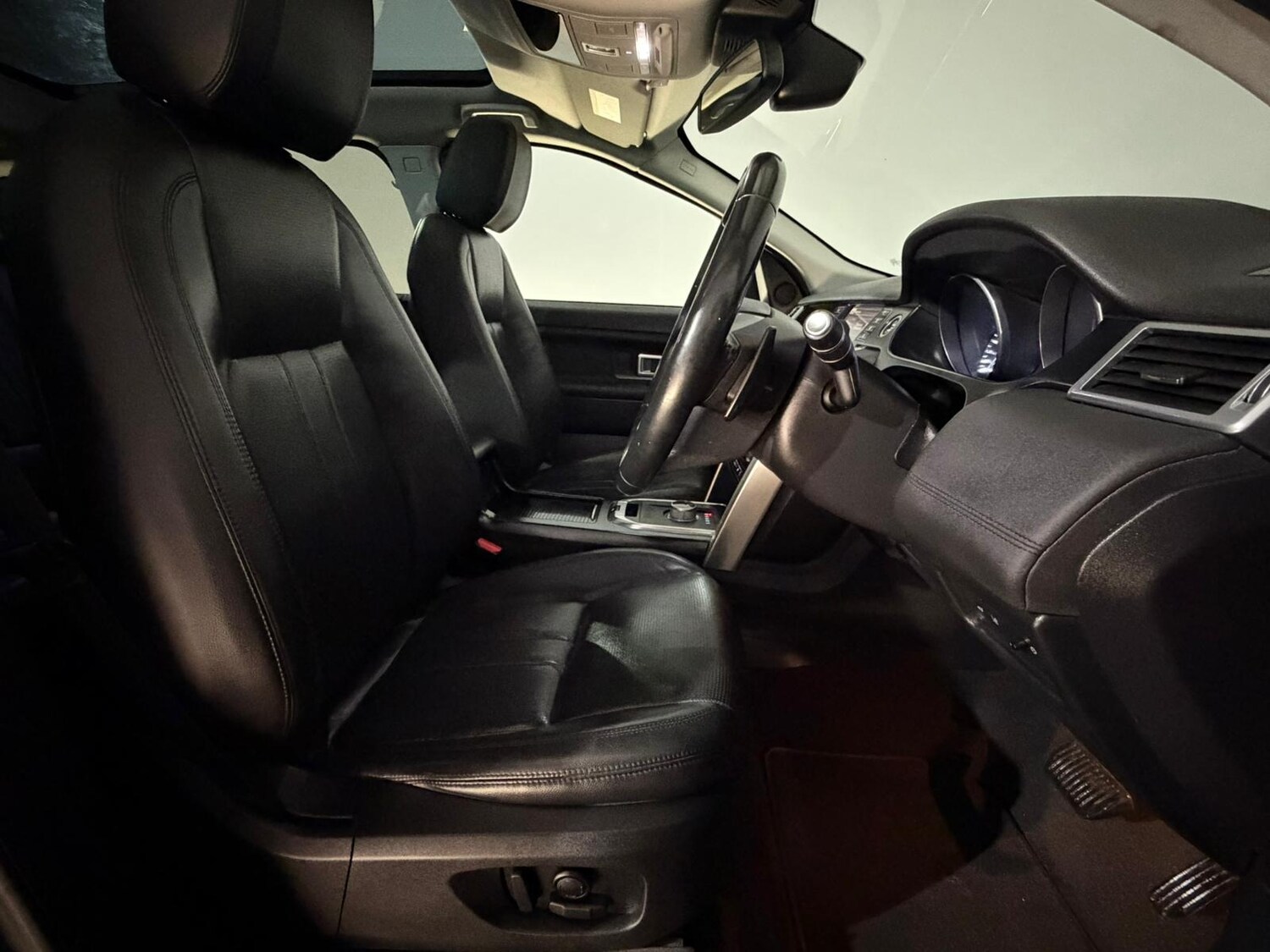 Used Land Rover Discovery Sport 2015 for sale - 77501248: Photo 14