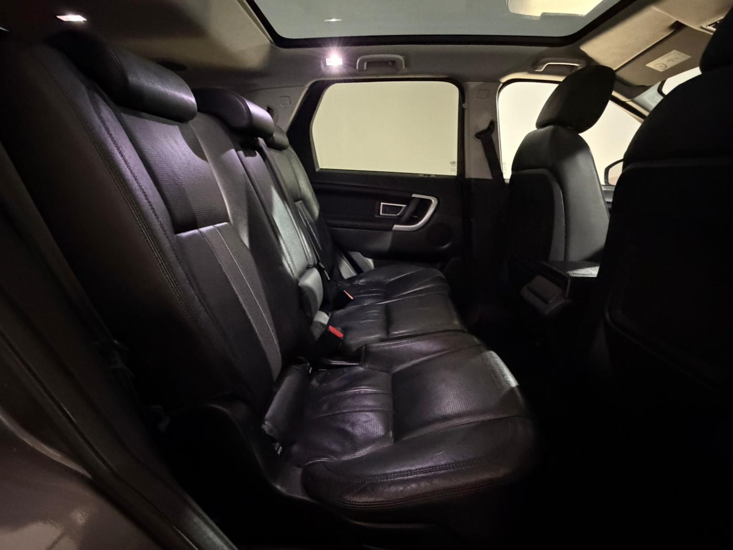 Used Land Rover Discovery Sport 2015 for sale - 77501248: Photo 16