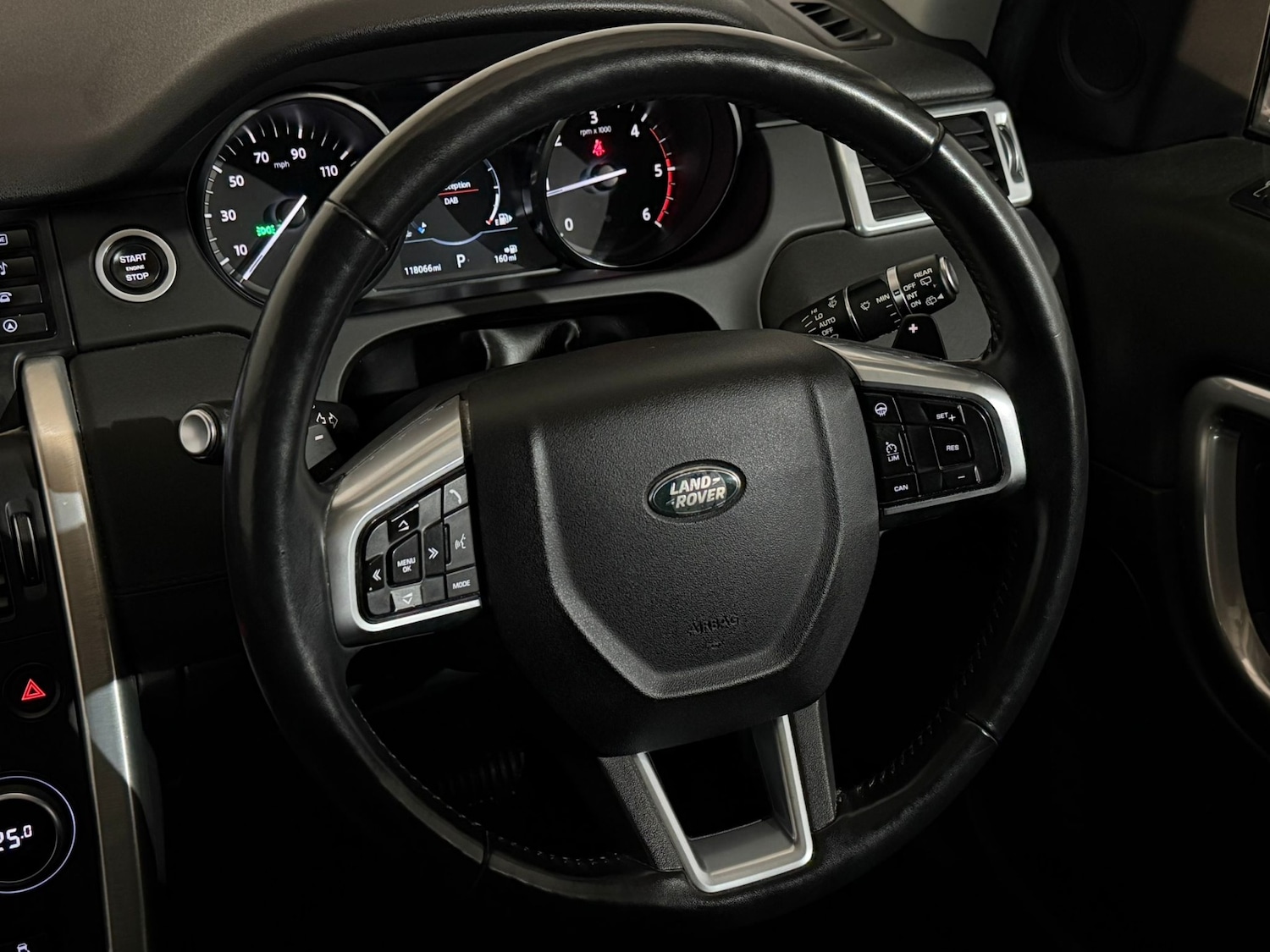 Used Land Rover Discovery Sport 2017 for sale - 77674575: Photo 12