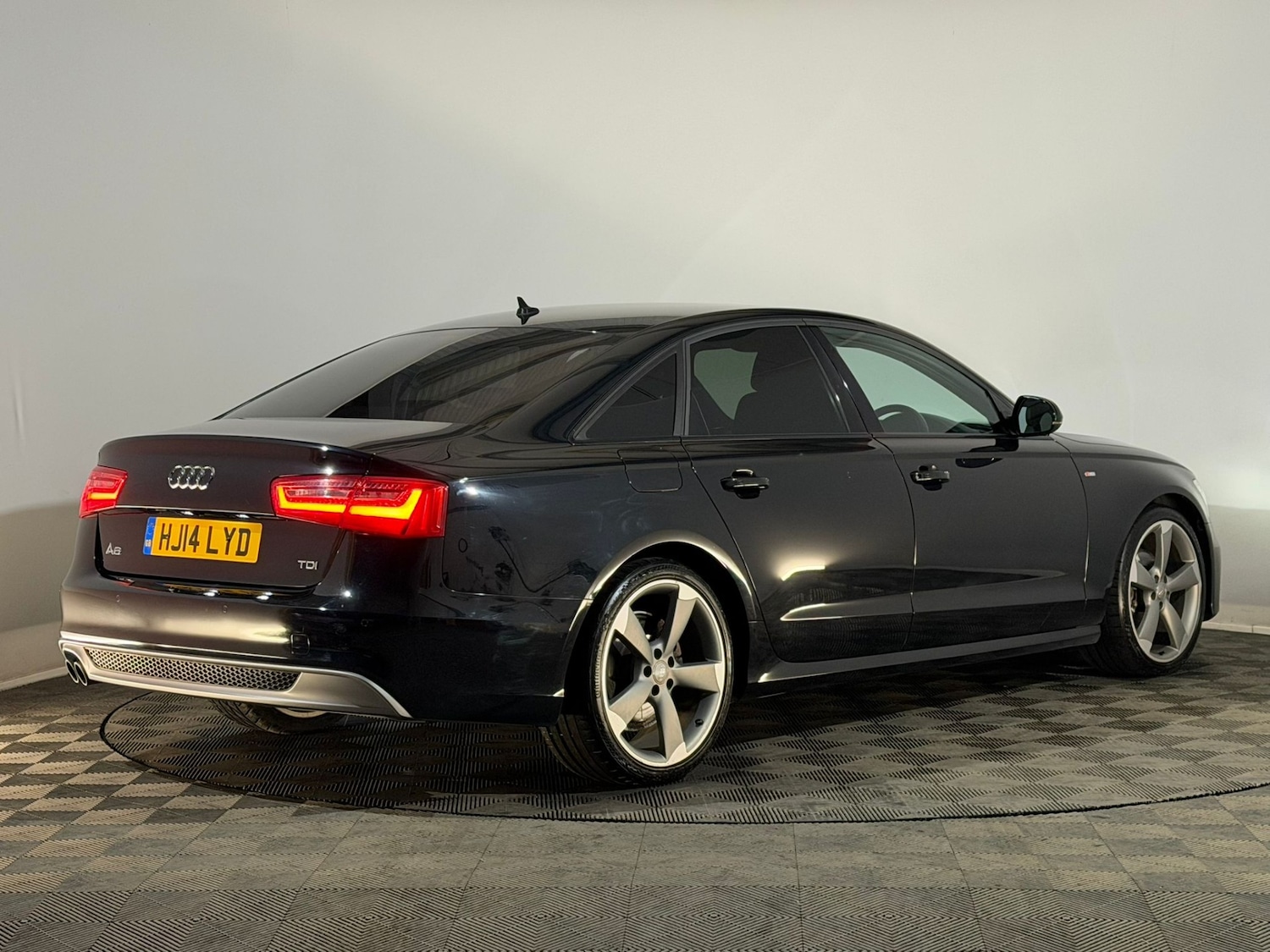 Used Audi A6 2014 for sale - 78136911: Photo 6