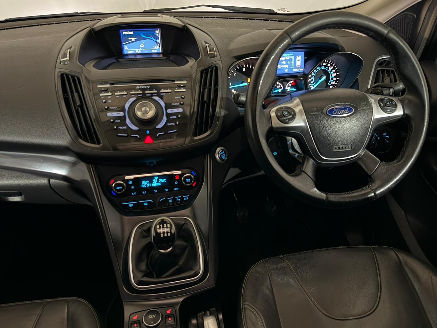 Used Ford Kuga 2014 for sale - 76414909: Photo 13