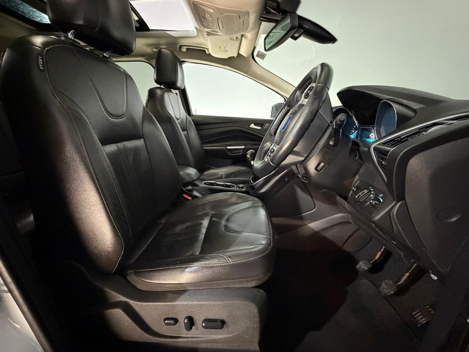 Used Ford Kuga 2014 for sale - 76414909: Photo 17