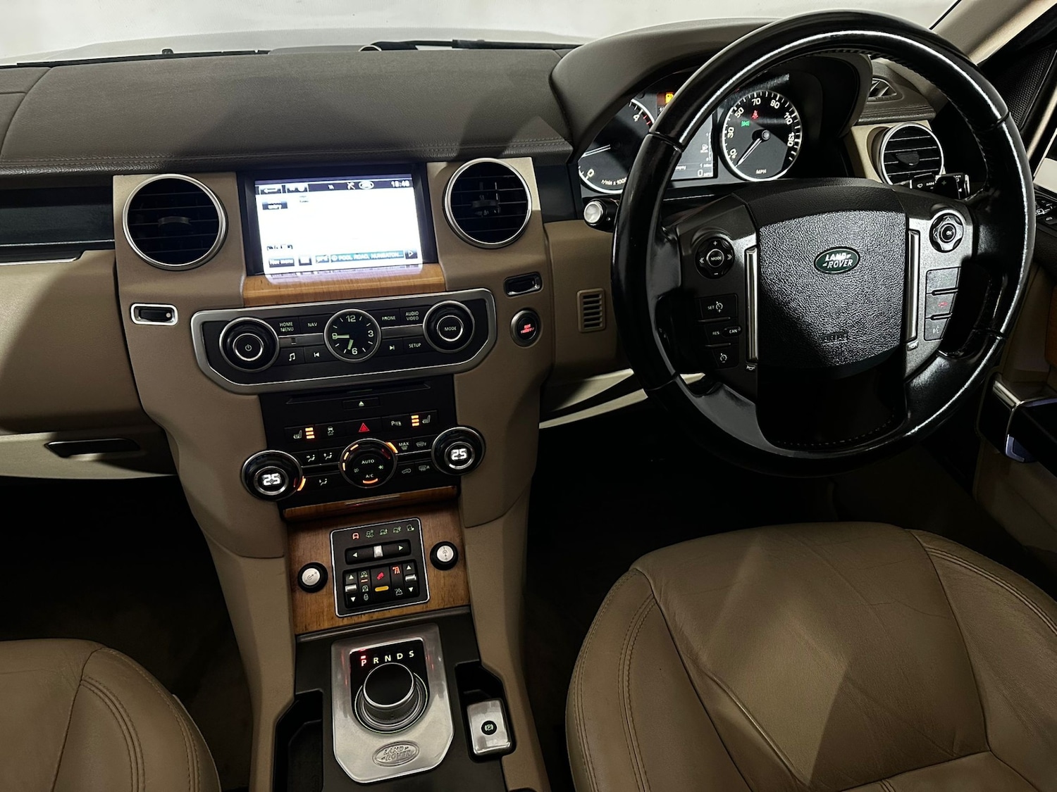 Used Land Rover Discovery 2012 for sale - 76067278: Photo 11