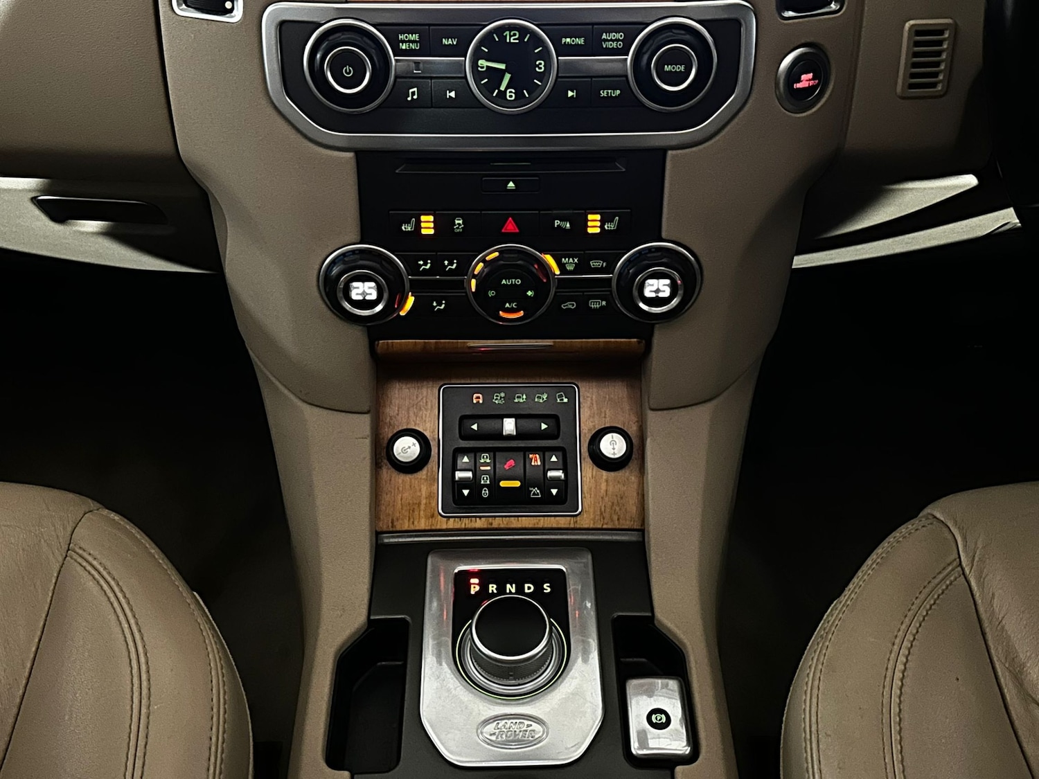 Used Land Rover Discovery 2012 for sale - 76067278: Photo 13
