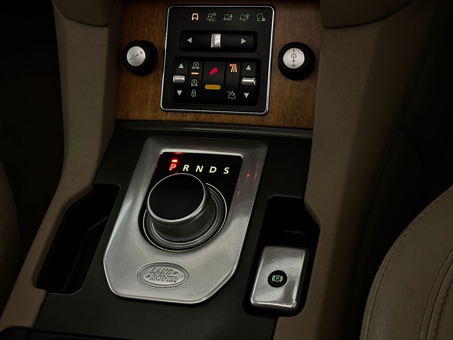 Used Land Rover Discovery 2012 for sale - 76067278: Photo 14