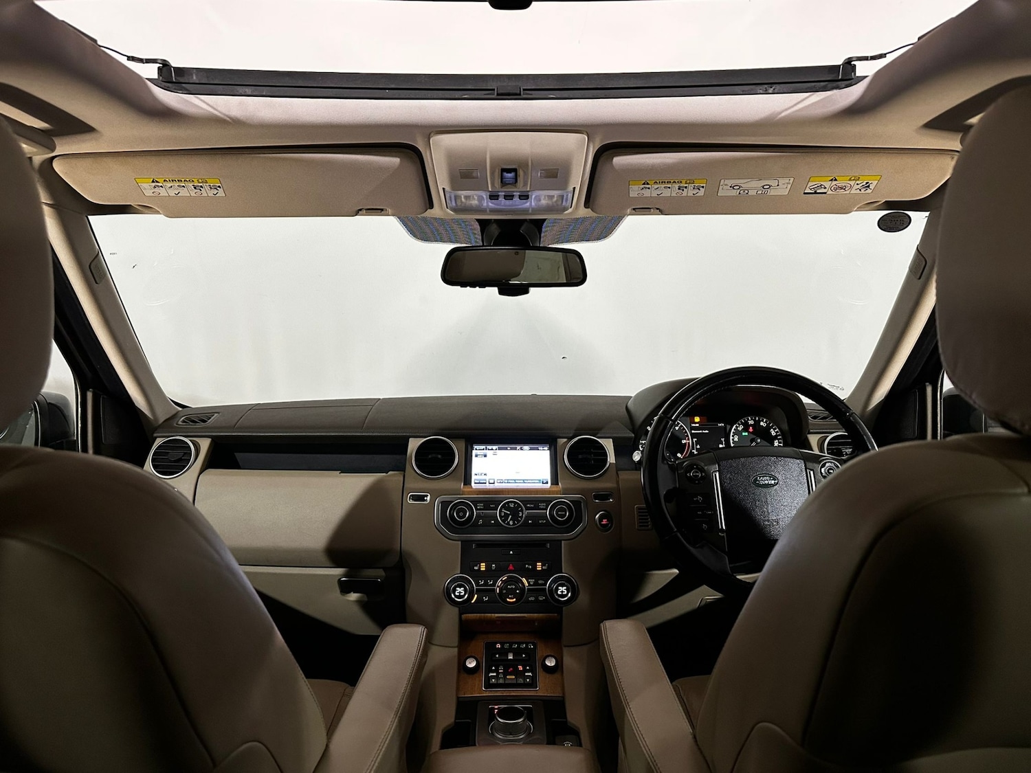 Used Land Rover Discovery 2012 for sale - 76067278: Photo 15