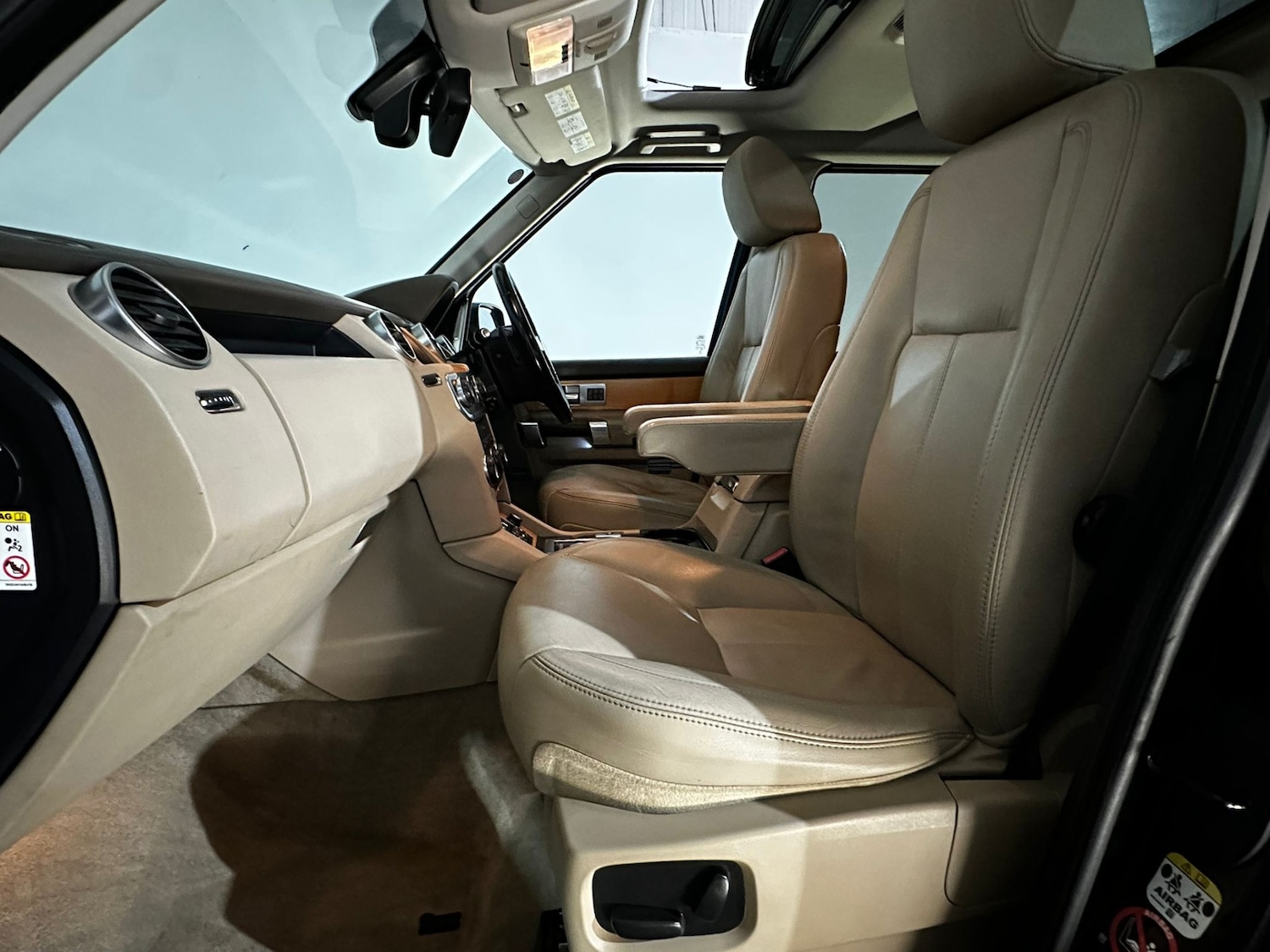 Used Land Rover Discovery 2012 for sale - 76067278: Photo 17