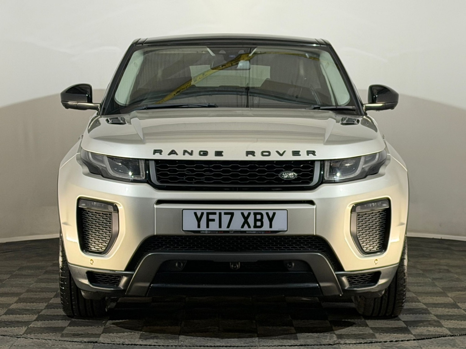 Used Land Rover Range Rover Evoque 2017 for sale - 77627033: Photo 2