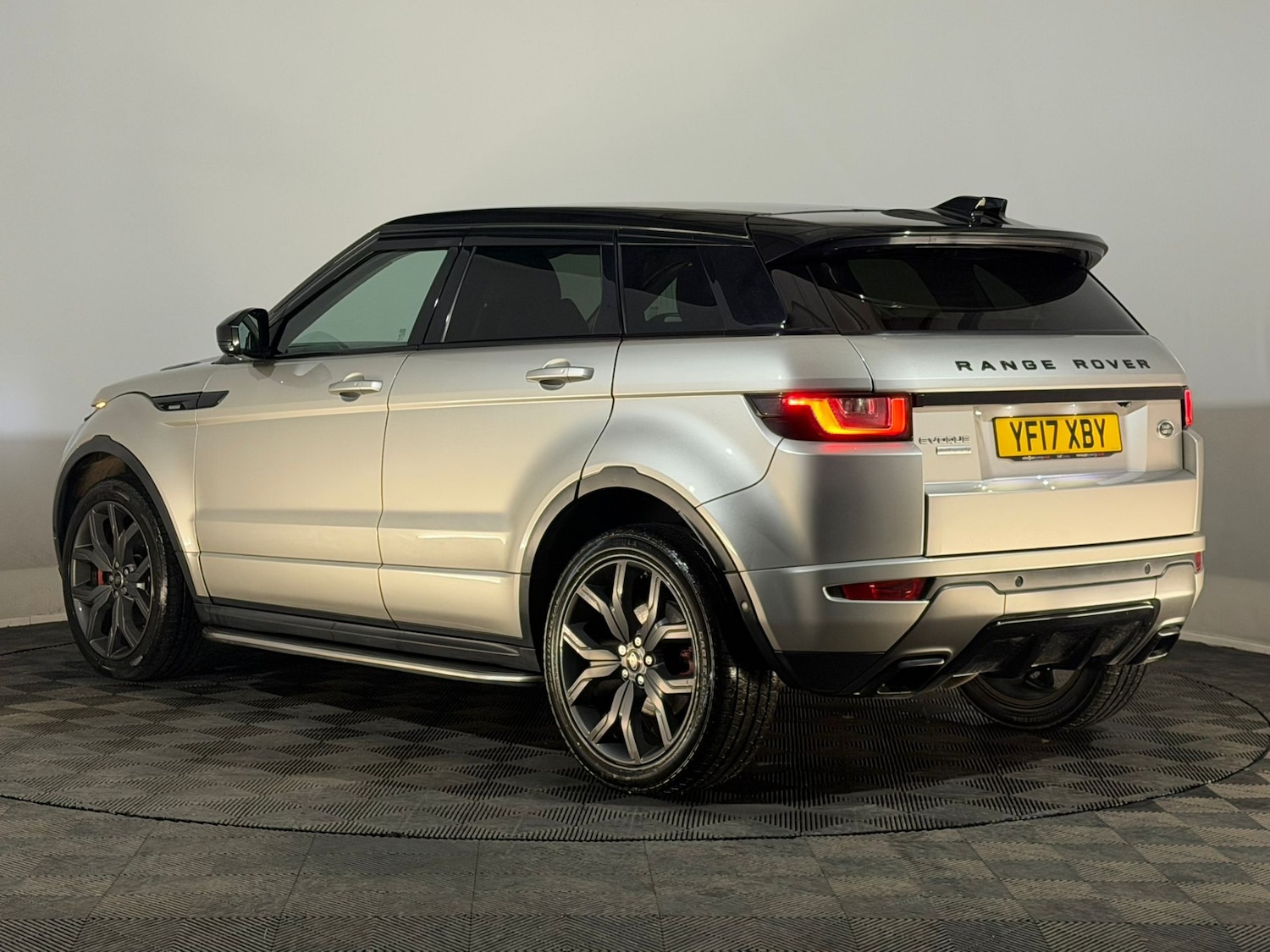 Used Land Rover Range Rover Evoque 2017 for sale - 77627033: Photo 9