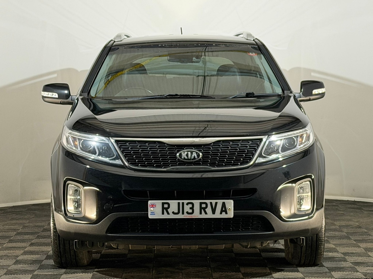 Used Kia Sorento 2013 for sale - 76611722: Photo 2