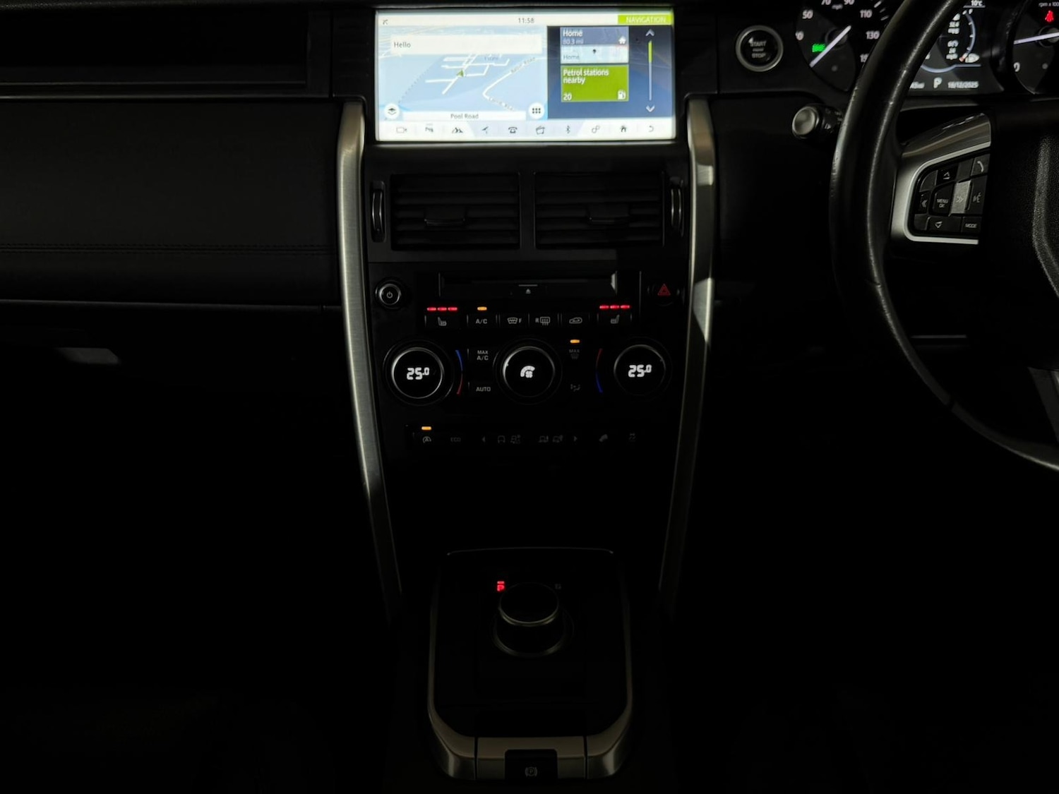 Used Land Rover Discovery Sport 2016 for sale - 76987013: Photo 14