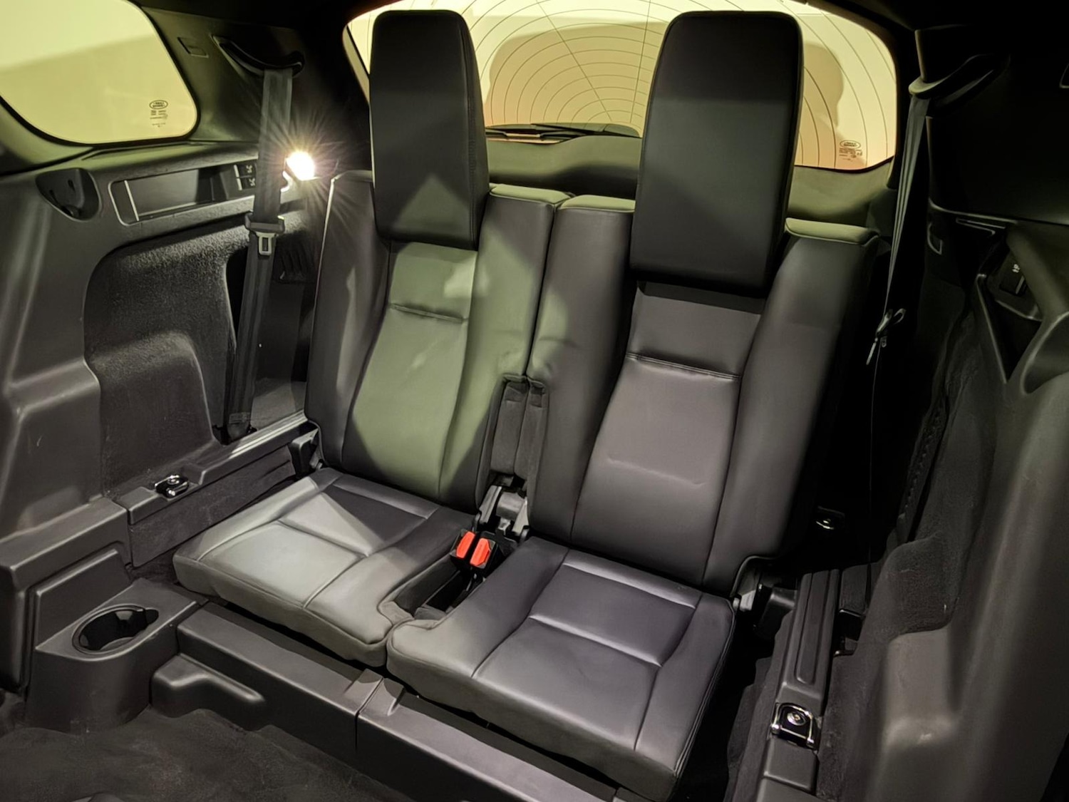 Used Land Rover Discovery Sport 2016 for sale - 76987013: Photo 21