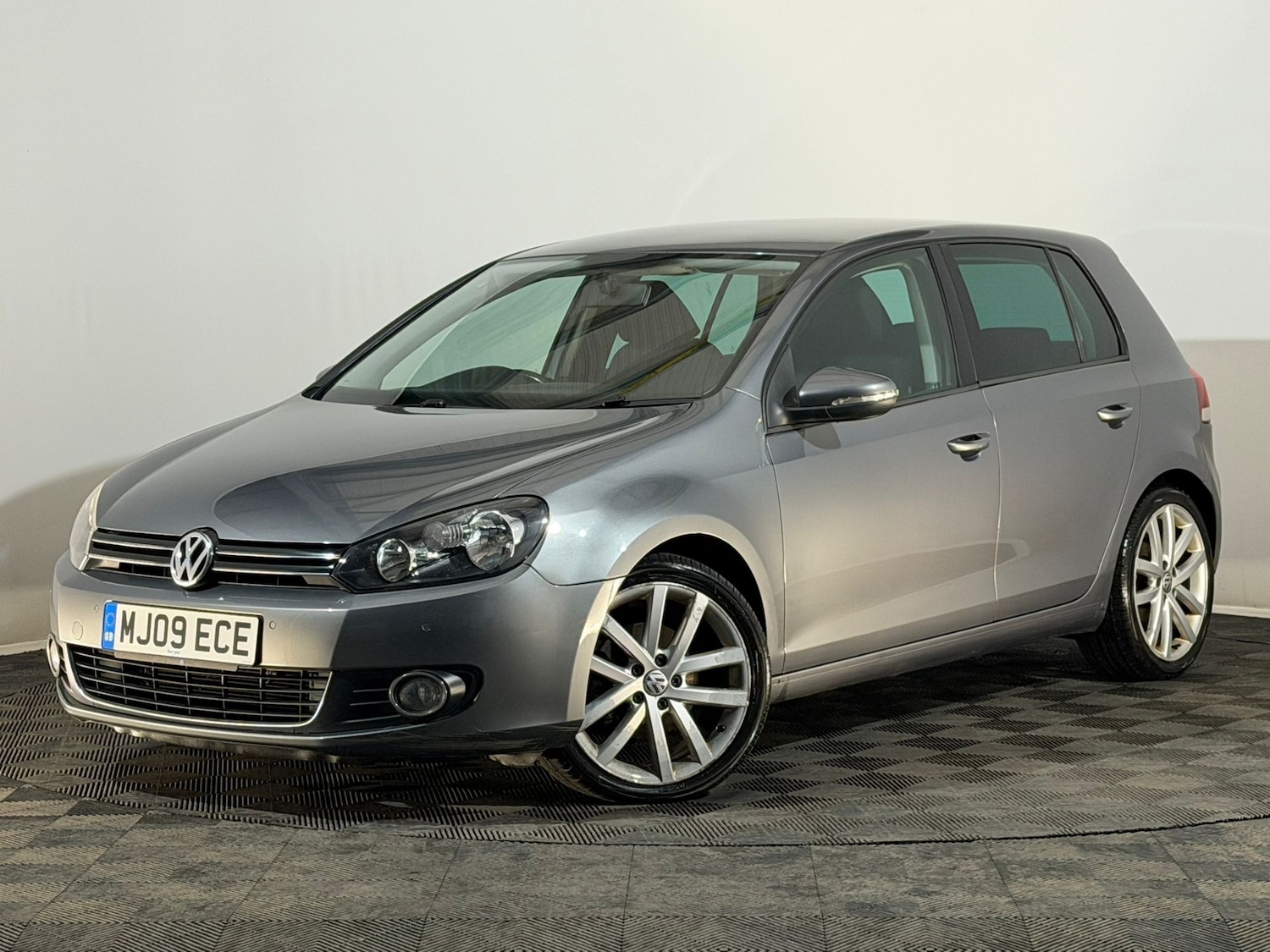 Used Volkswagen Golf 2009 for sale - 76544684: Photo 3