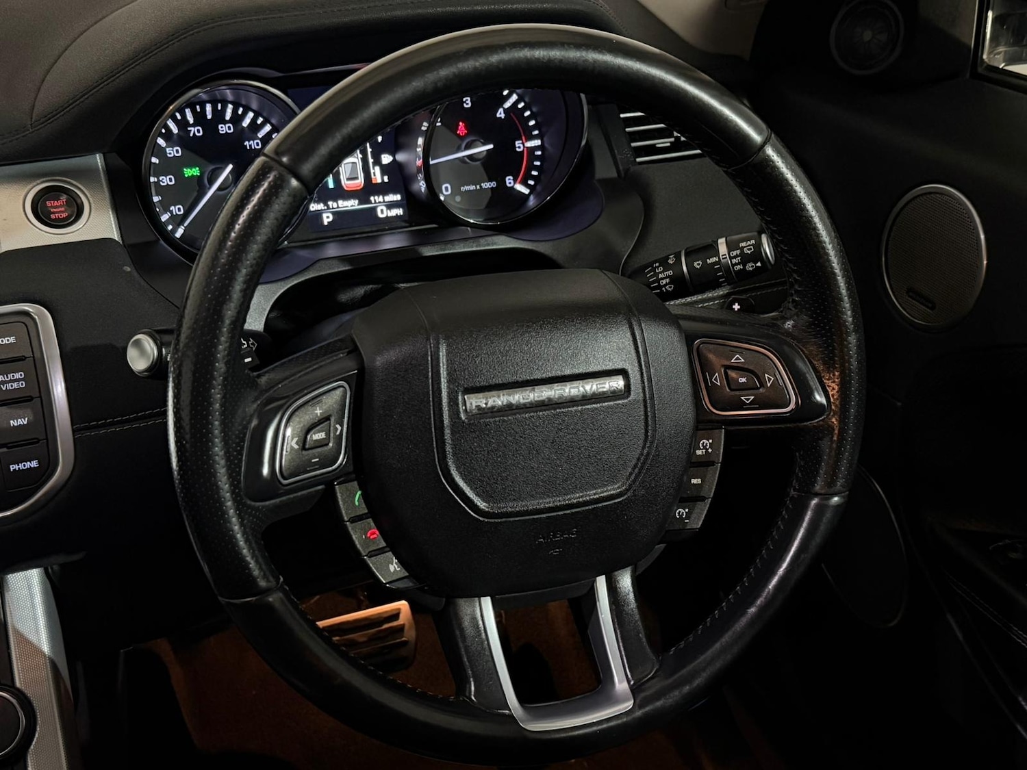 Used Land Rover Range Rover Evoque 2015 for sale - 77091938: Photo 12