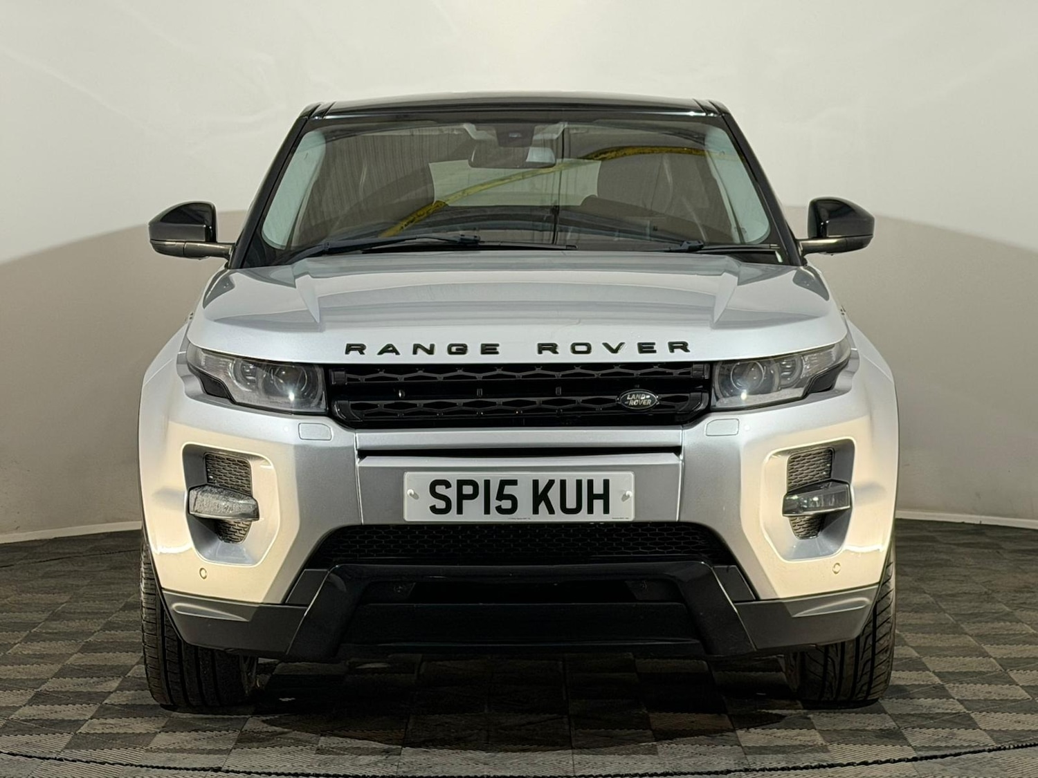 Used Land Rover Range Rover Evoque 2015 for sale - 77091938: Photo 2