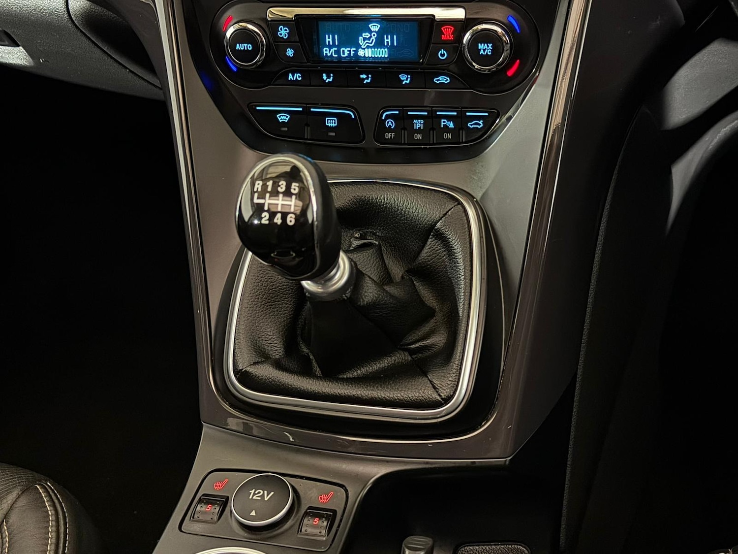 Used Ford Kuga 2014 for sale - 78011249: Photo 15