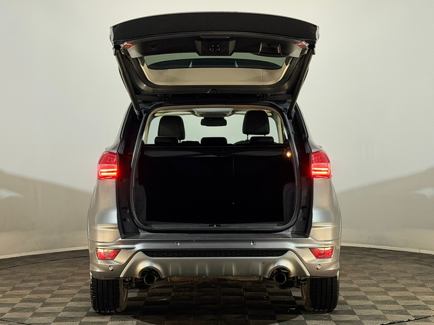 Used Ford Kuga 2014 for sale - 78011249: Photo 8