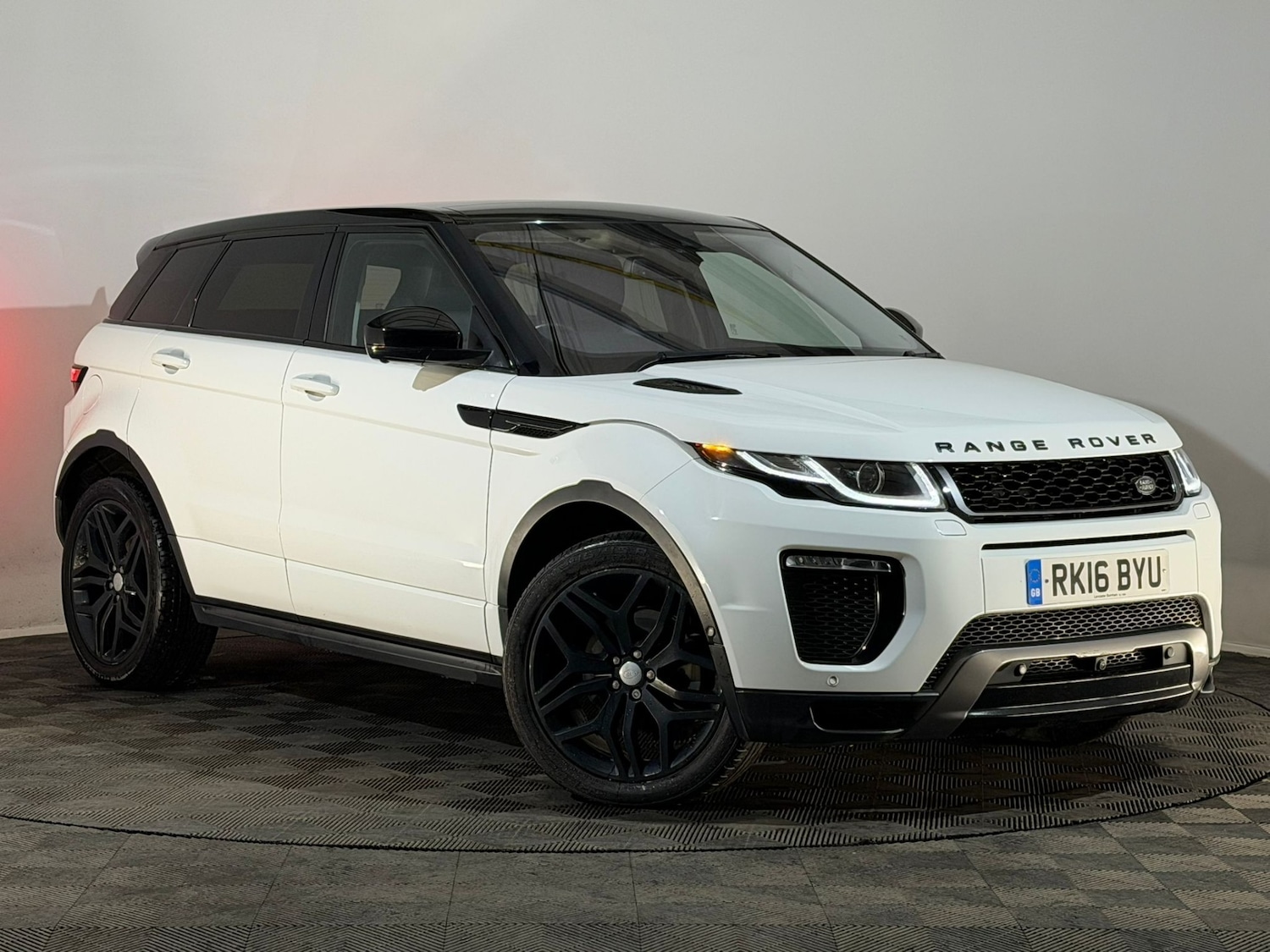 Used Land Rover Range Rover Evoque 2016 for sale - 76366199: Photo 1