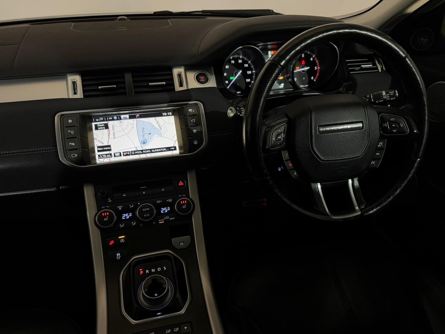 Used Land Rover Range Rover Evoque 2016 for sale - 76366199: Photo 12