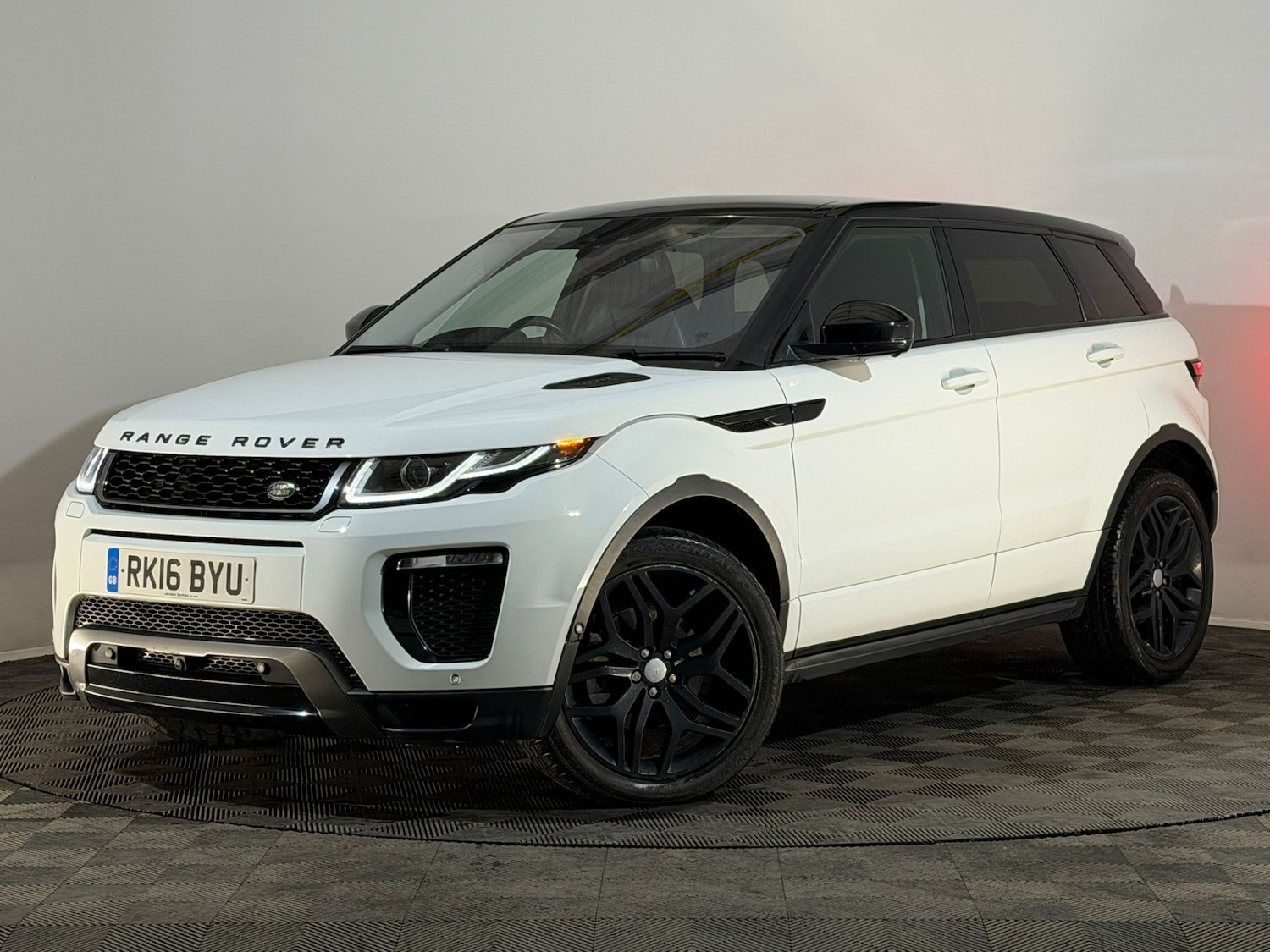 Used Land Rover Range Rover Evoque 2016 for sale - 76366199: Photo 3