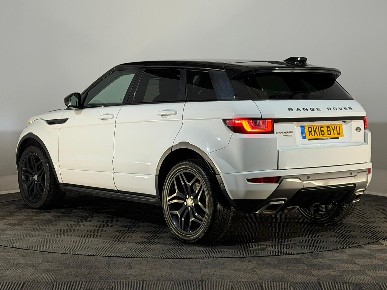 Used Land Rover Range Rover Evoque 2016 for sale - 76366199: Photo 9