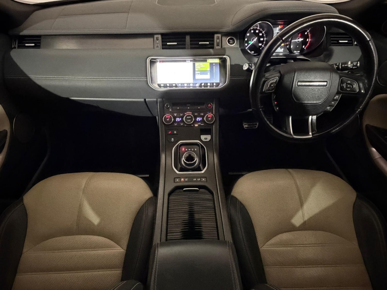 Used Land Rover Range Rover Evoque 2017 for sale - 76445134: Photo 12