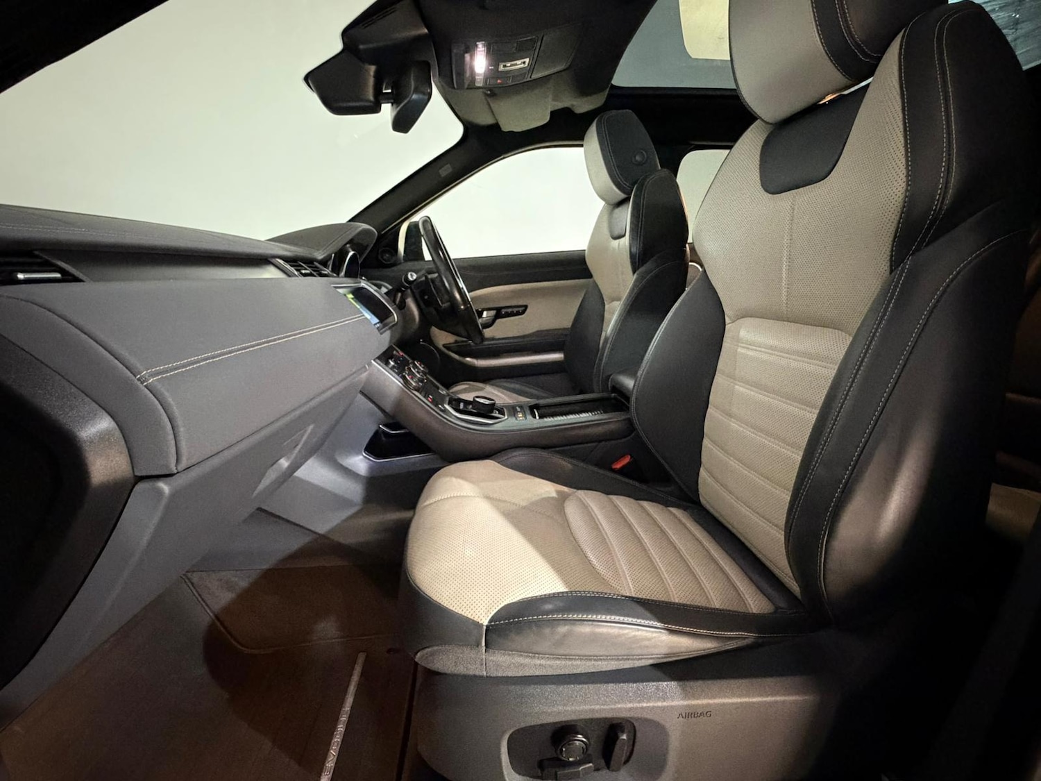 Used Land Rover Range Rover Evoque 2017 for sale - 76445134: Photo 17