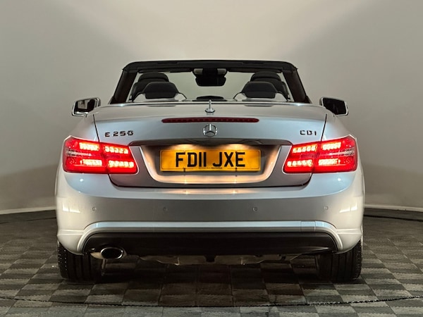 Used Mercedes-Benz E Class 2011 for sale - 74960054: Photo 10