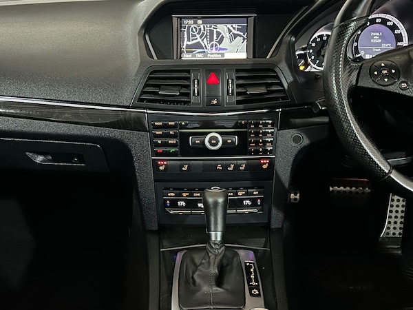 Used Mercedes-Benz E Class 2011 for sale - 74960054: Photo 18