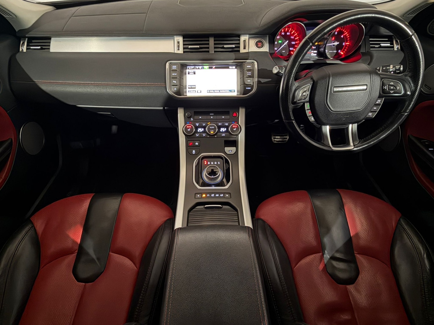 Used Land Rover Range Rover Evoque 2015 for sale - 77674232: Photo 11