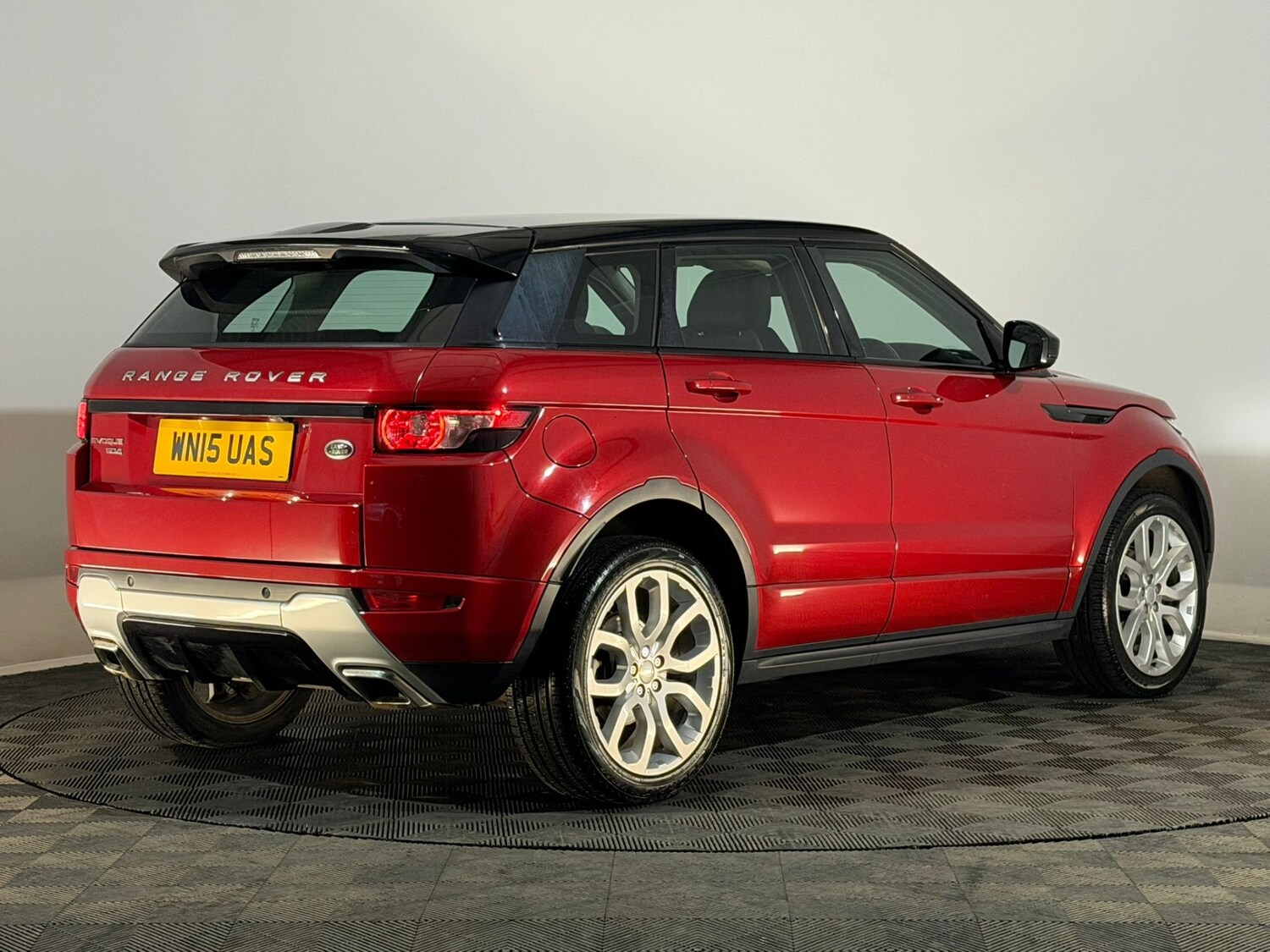 Used Land Rover Range Rover Evoque 2015 for sale - 77674232: Photo 6