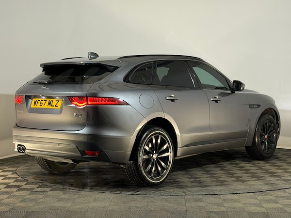 Used Jaguar F-Pace 2017 for sale - 76247967: Photo 6