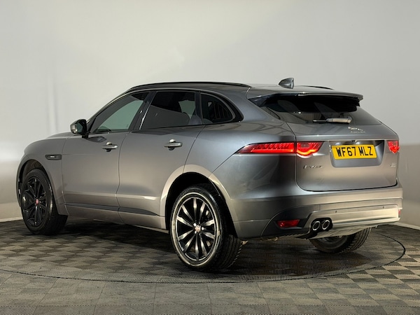 Used Jaguar F-Pace 2017 for sale - 76247967: Photo 9