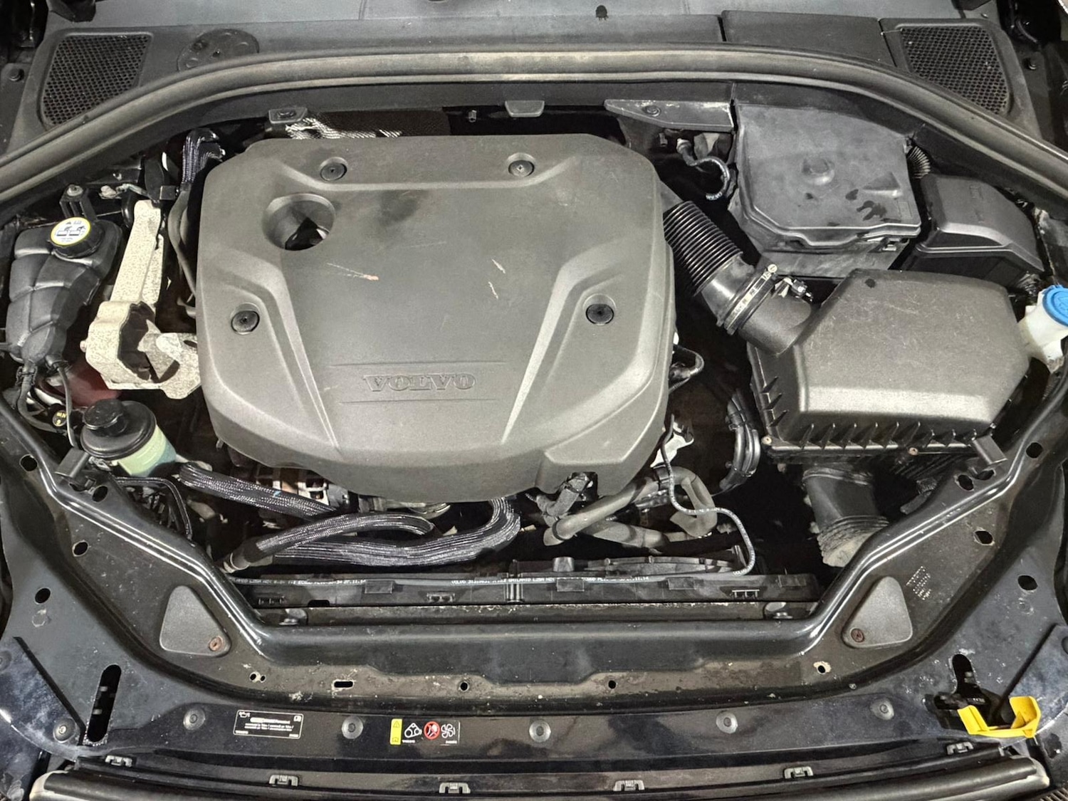 Used Volvo XC60 2015 for sale - 76826296: Photo 10