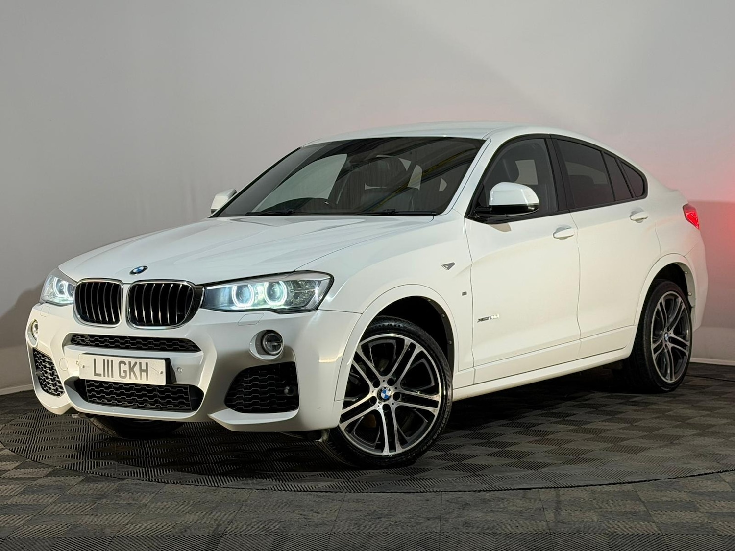 Used BMW X4 2014 for sale - 76803307: Photo 3