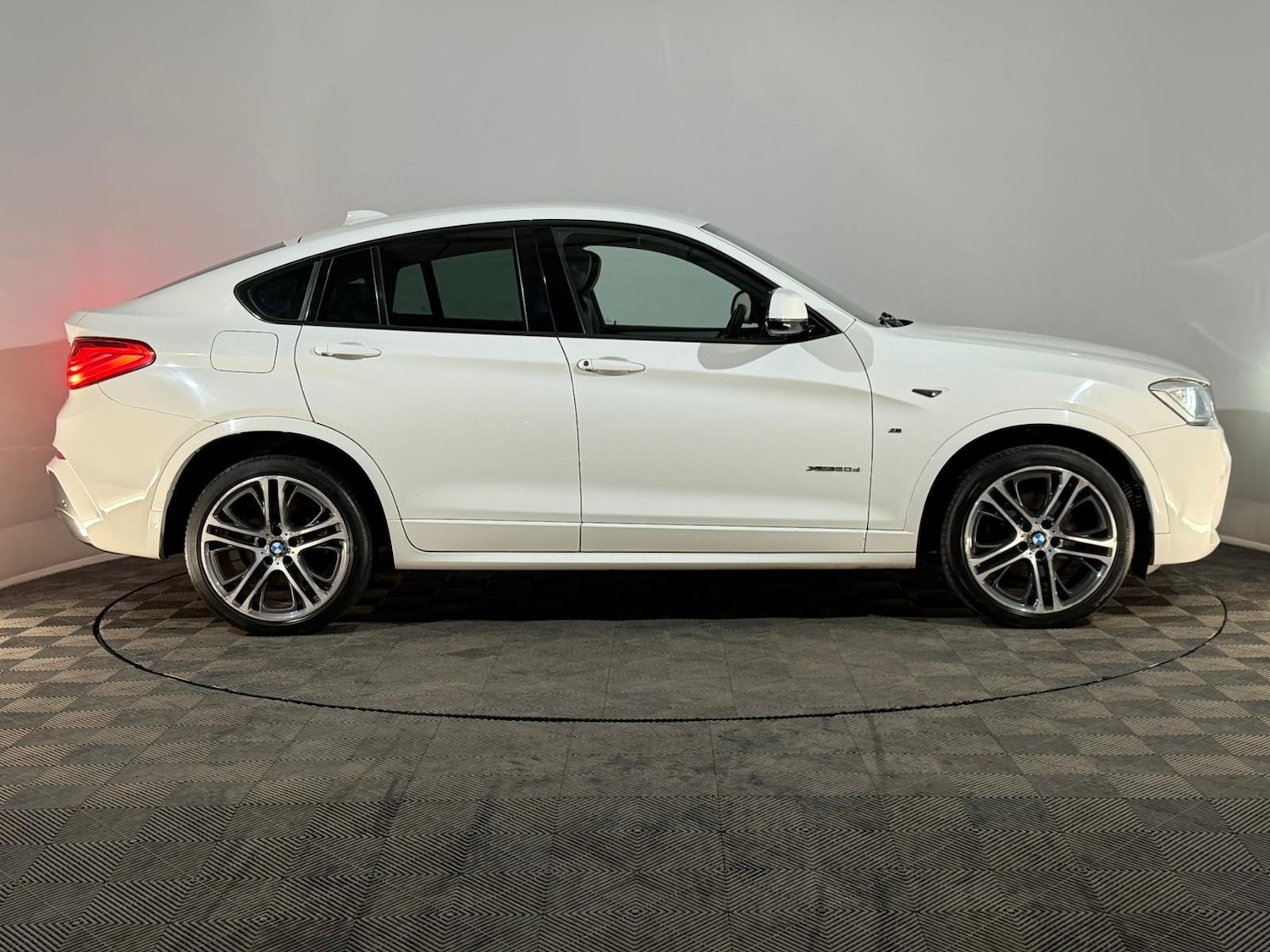 Used BMW X4 2014 for sale - 76803307: Photo 4