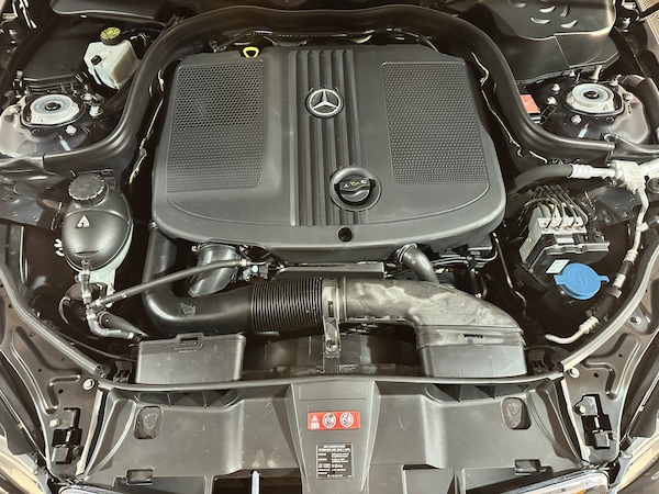 Used Mercedes-Benz E Class 2012 for sale - 75158015: Photo 10
