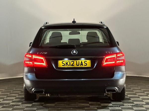 Used Mercedes-Benz E Class 2012 for sale - 75158015: Photo 7