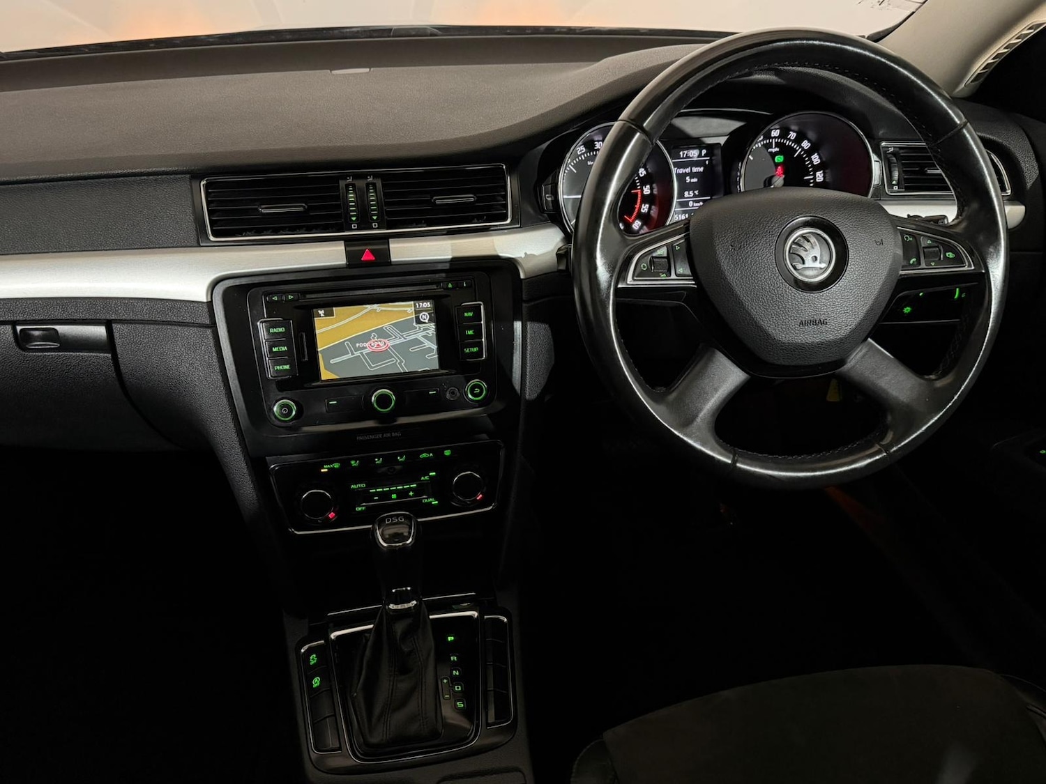 Used Skoda Superb 2014 for sale - 76803306: Photo 12