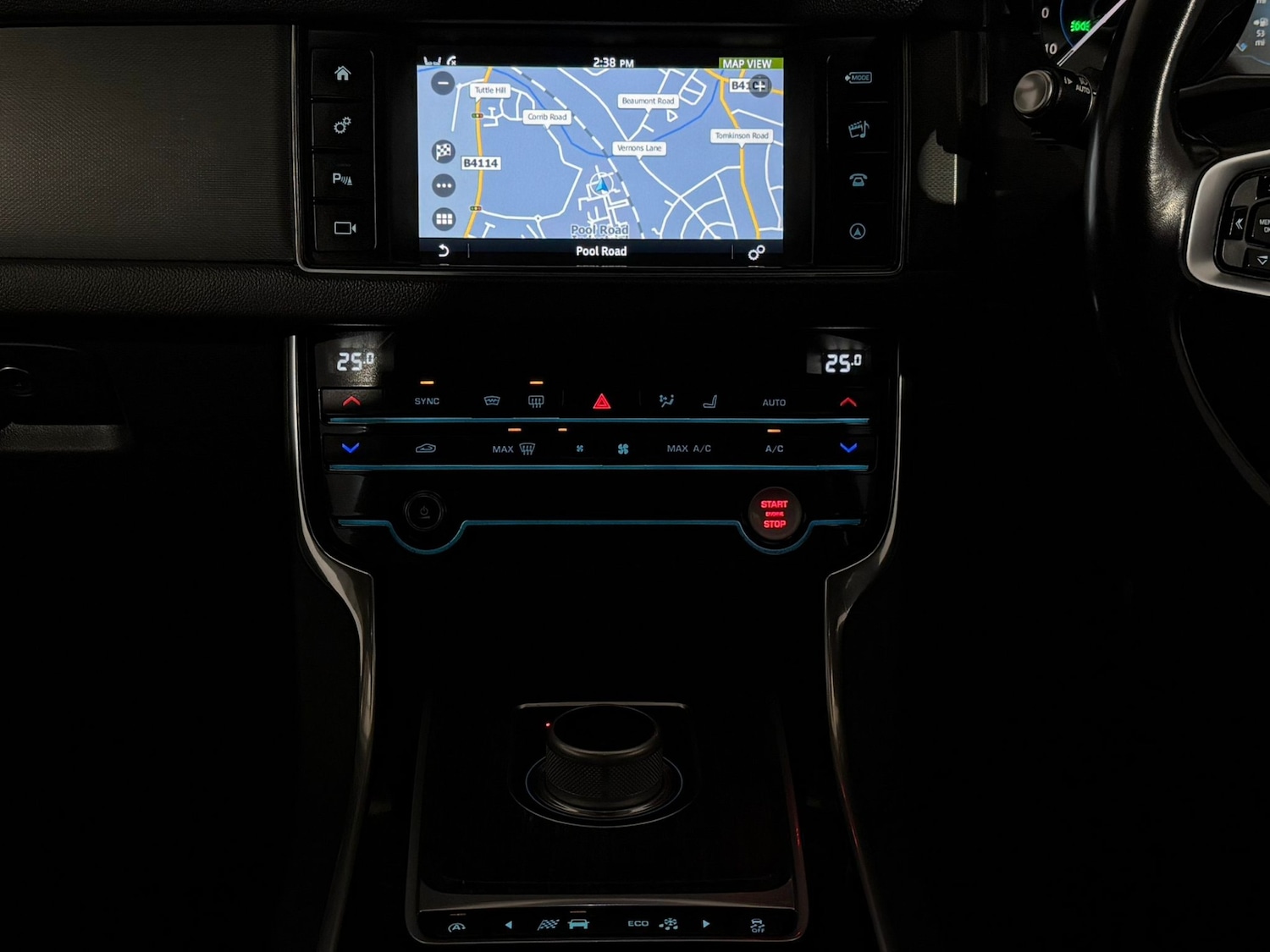 Used Jaguar XF 2016 for sale - 76438424: Photo 14