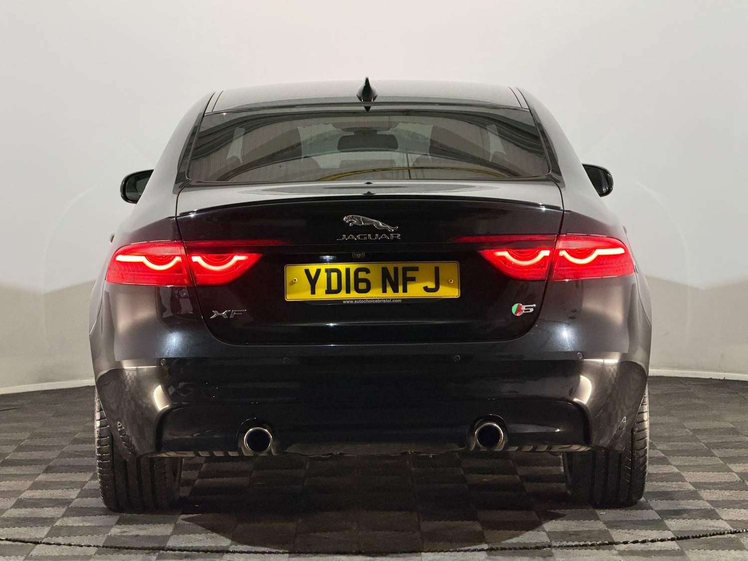 Used Jaguar XF 2016 for sale - 76438424: Photo 7