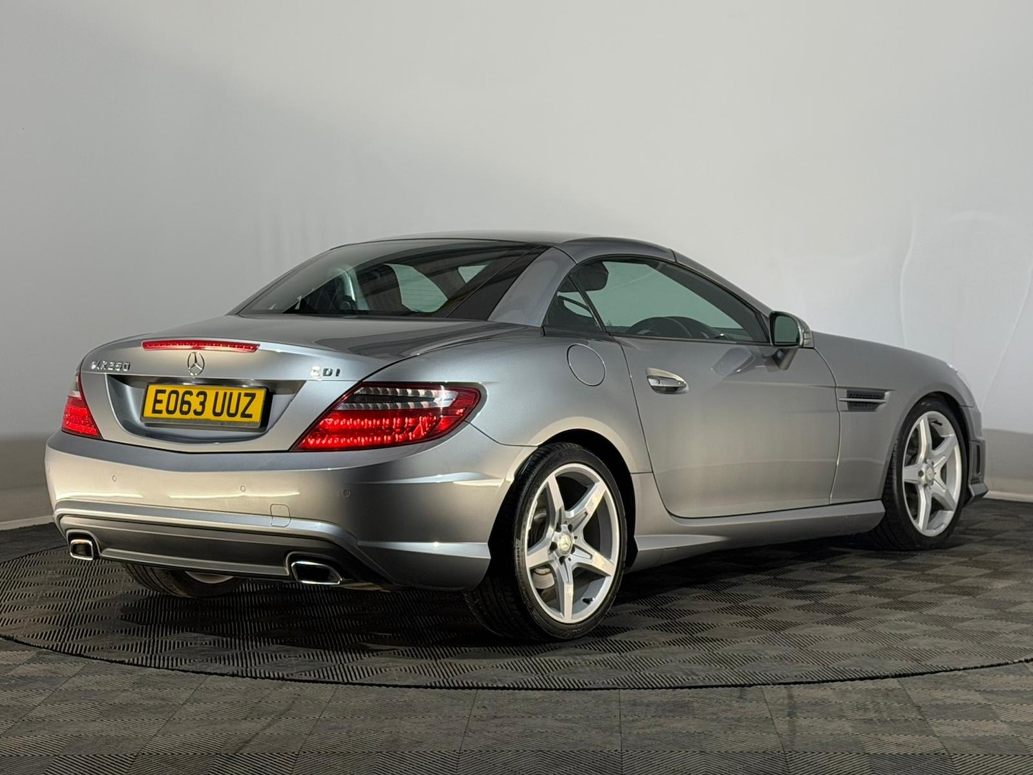 Used Mercedes-Benz SLK 2013 for sale - 76744865: Photo 11