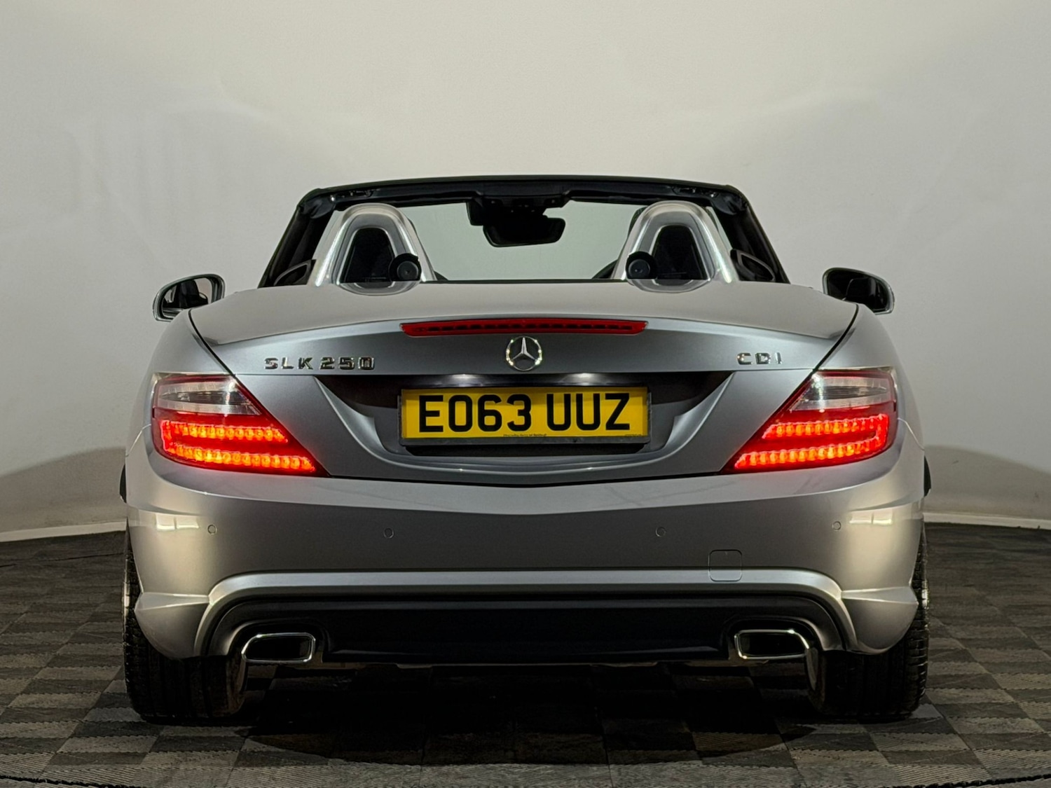 Used Mercedes-Benz SLK 2013 for sale - 76744865: Photo 12