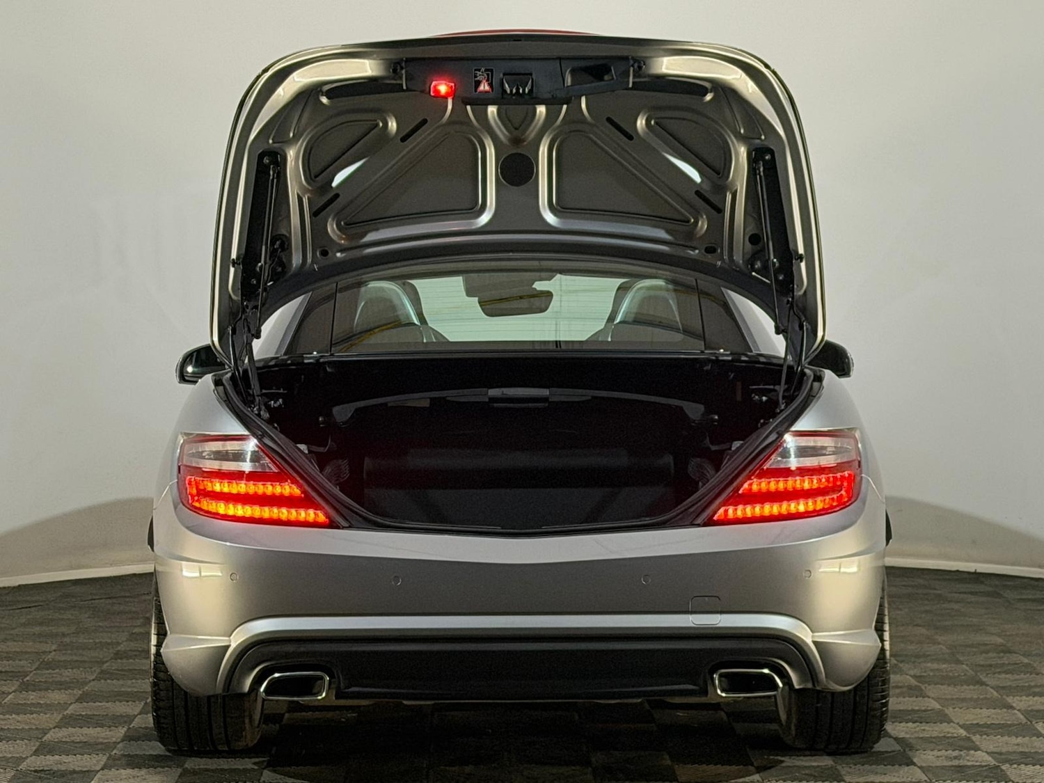 Used Mercedes-Benz SLK 2013 for sale - 76744865: Photo 14