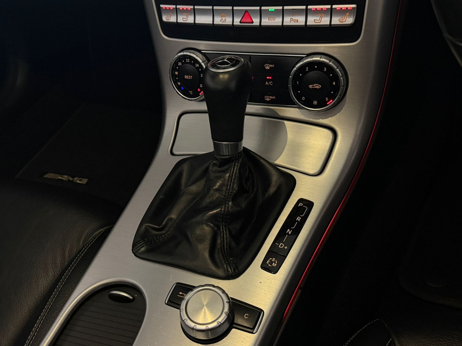 Used Mercedes-Benz SLK 2013 for sale - 76744865: Photo 21