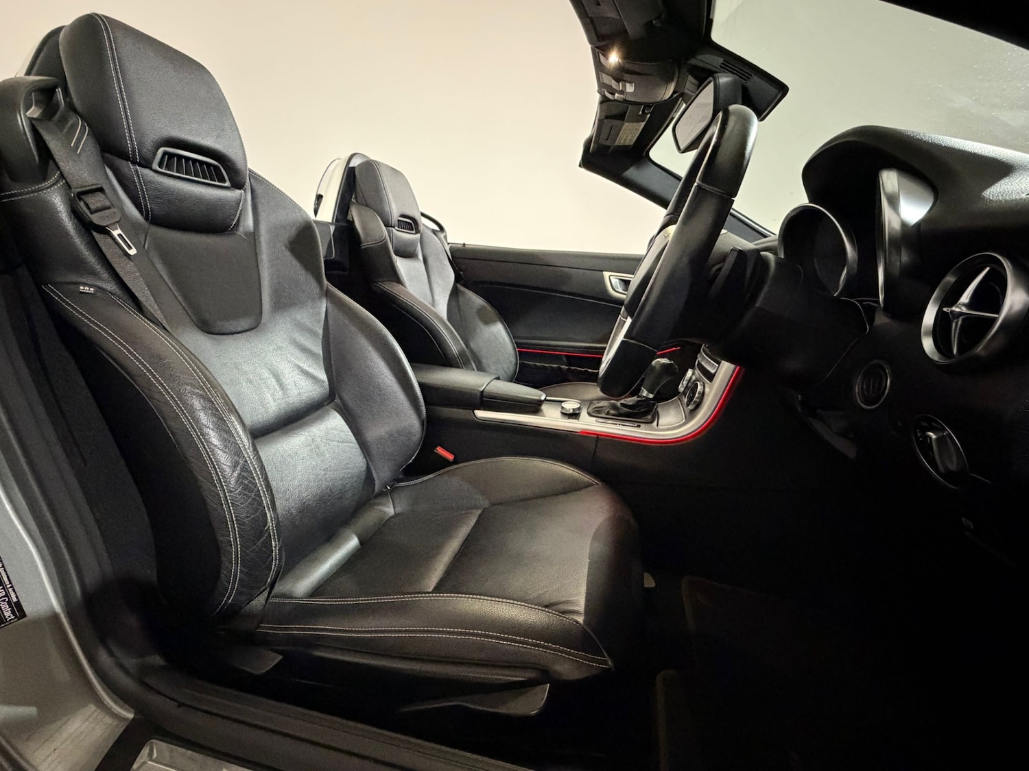 Used Mercedes-Benz SLK 2013 for sale - 76744865: Photo 22