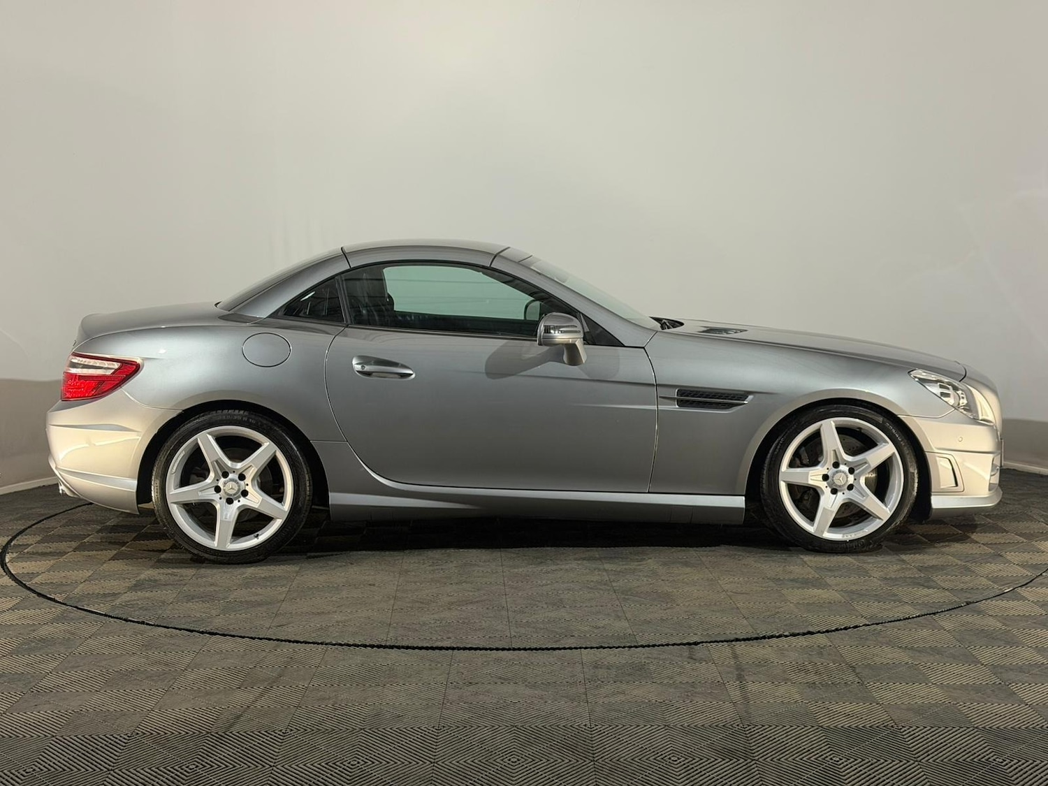 Used Mercedes-Benz SLK 2013 for sale - 76744865: Photo 7