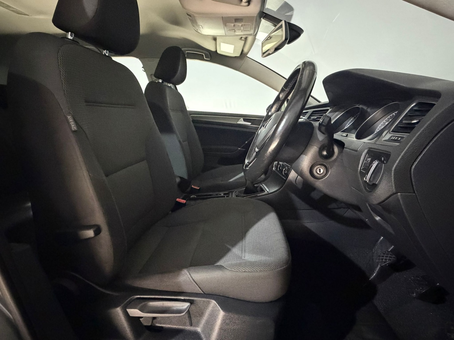 Used Volkswagen Golf 2013 for sale - 77674580: Photo 15